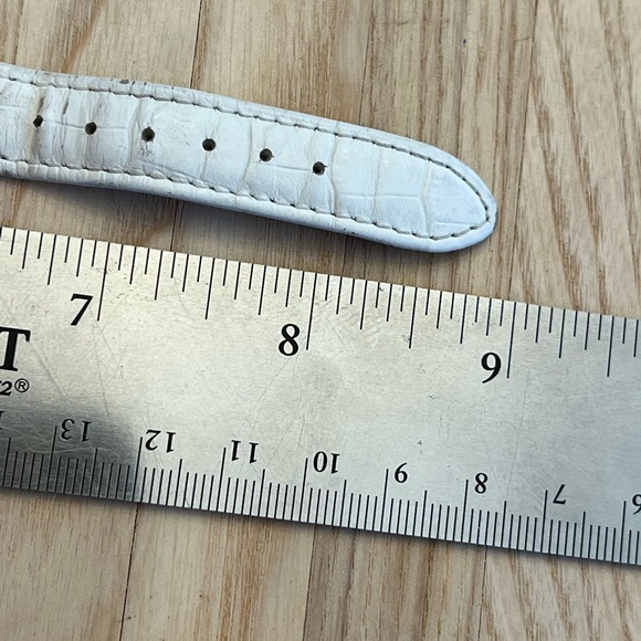 Citizen Eco-Drive Ladies Watch Crystals Pearl Dial Stainless and Rose Gold Dial - Picture 13 of 14